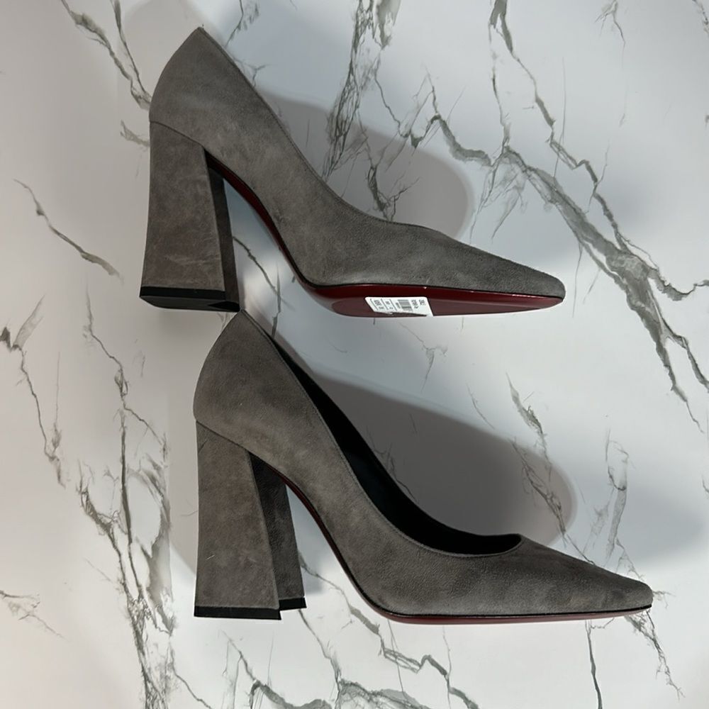 New gray heels - Picture 6 of 9